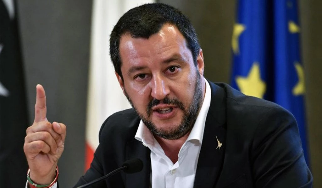Έρχεται πανευρωπαϊκή «καταιγίδα» – Το 60% των Ιταλών κατά της ΕΕ – «Πράσινο φως» στο Σαλβίνι για να «τινάξει» στον αέρα τα σχέδια Βρυξελλών & Βερολίνου